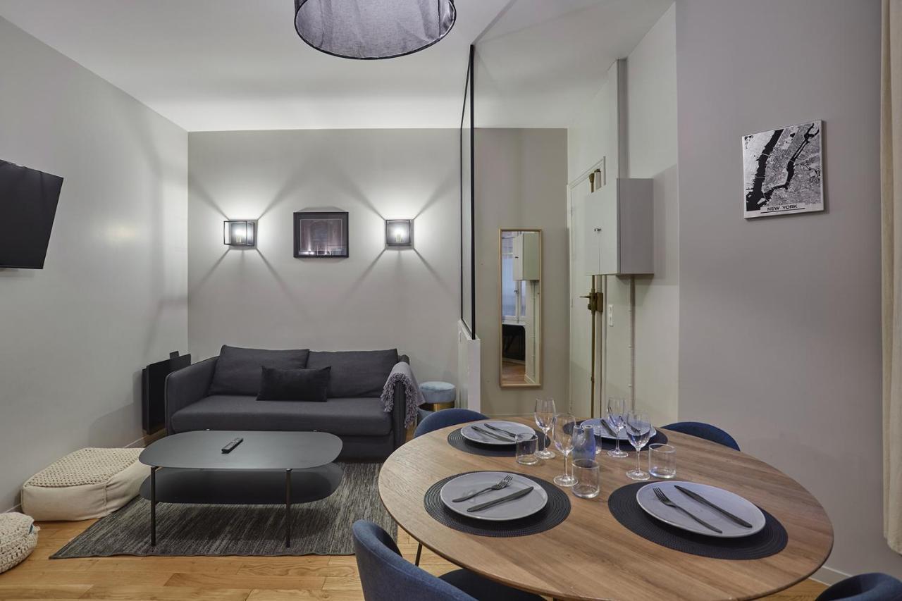 Apartment Center Of Paris By Studio Prestige Exterior foto